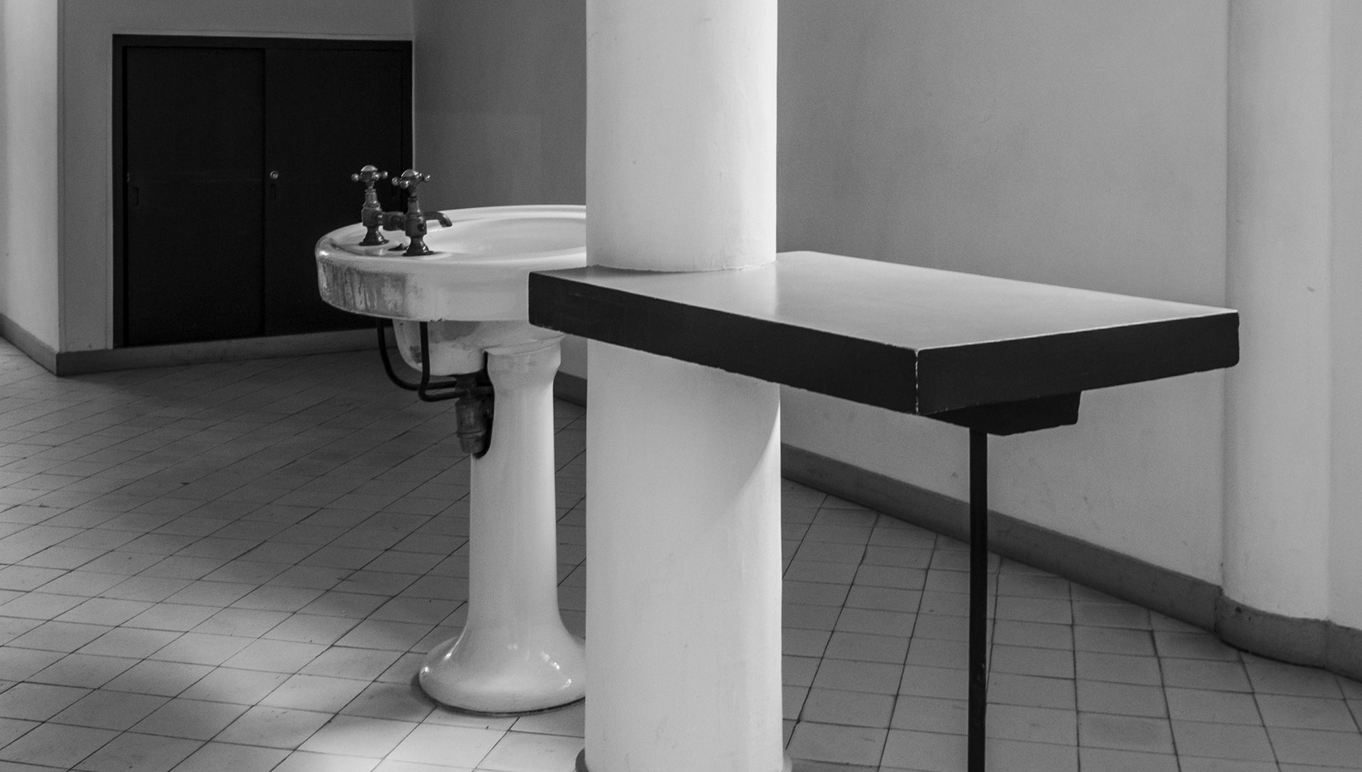 The sink in the hall: how pandemics transform architecture | Psyche